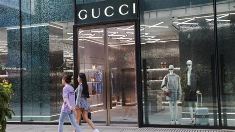 gucci cambio al vertice|Kering promuove Stefano Cantino. Il manager è il nuovo AD di .